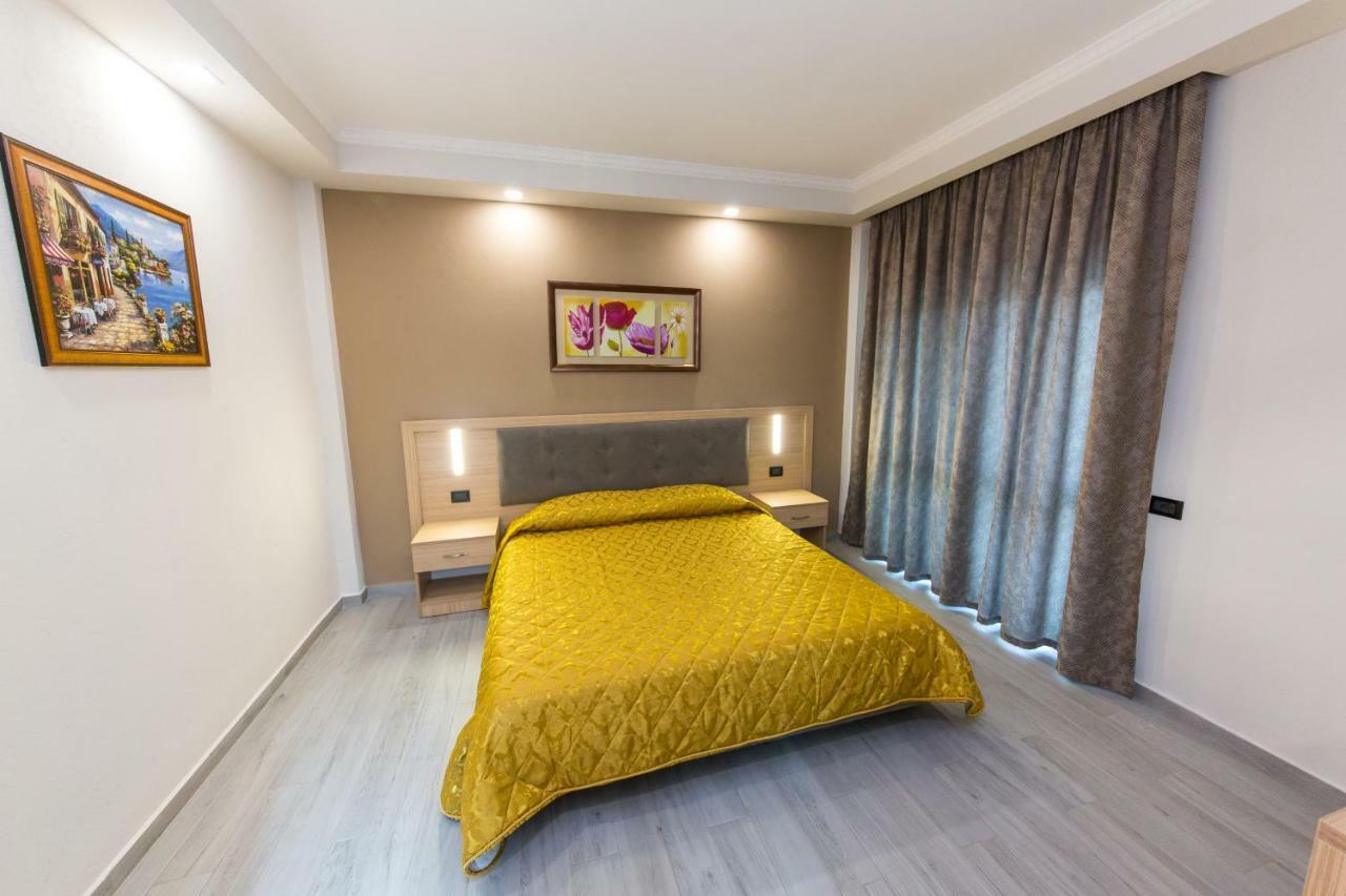Western Star Hotel Дуррес Экстерьер фото